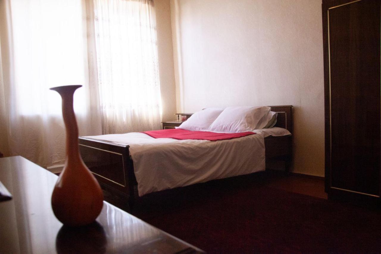 B&B Sunrise House Aygavan ภายนอก รูปภาพ